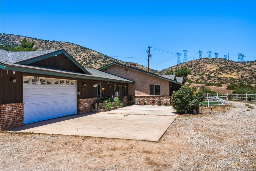 1661 Twin Butte Property Photo 67