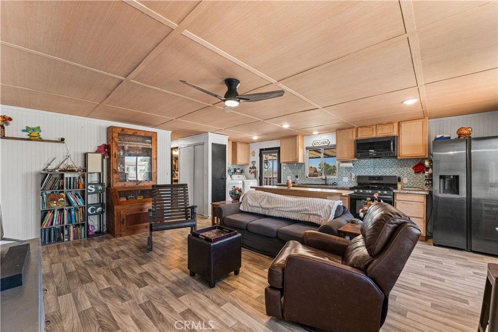 1724 Sandra Property Photo 5