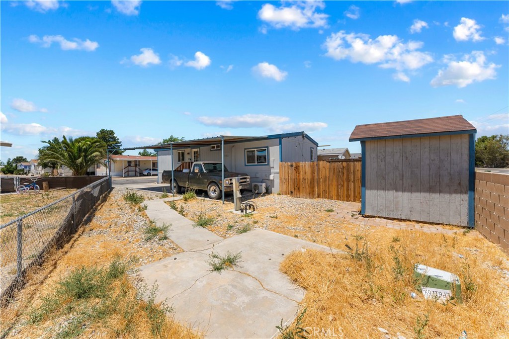 1724 Sandra Property Photo 30