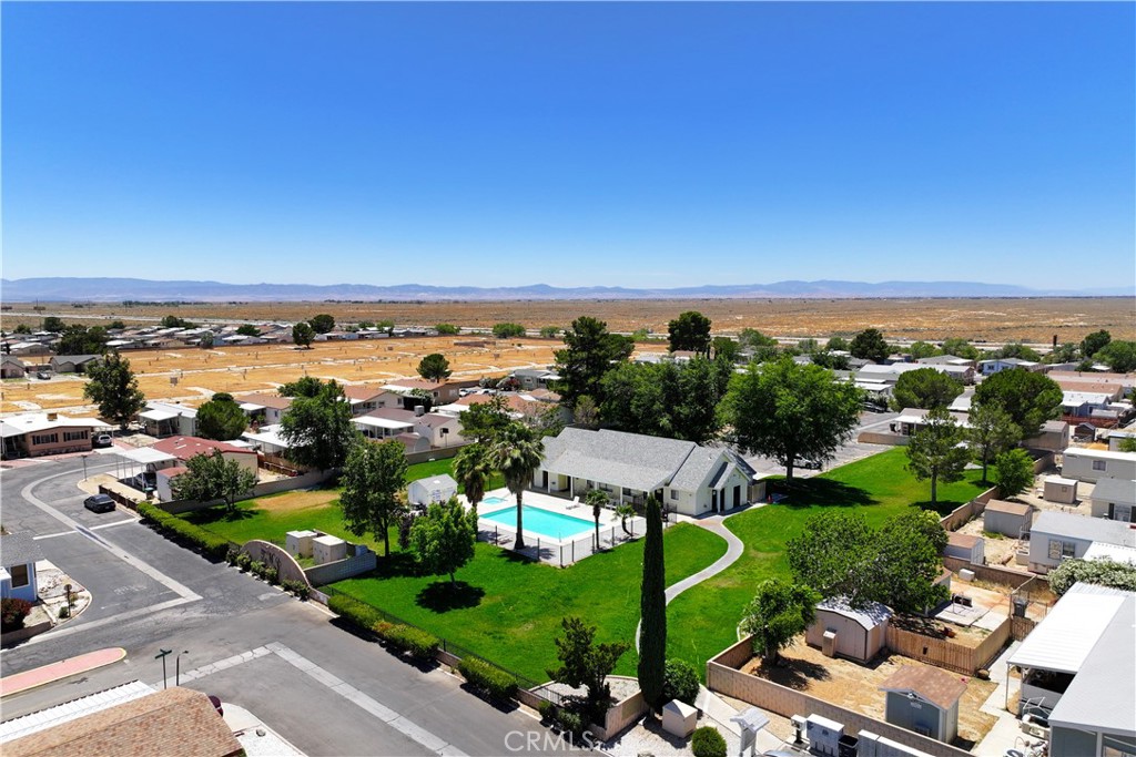 1724 Sandra Property Photo 37