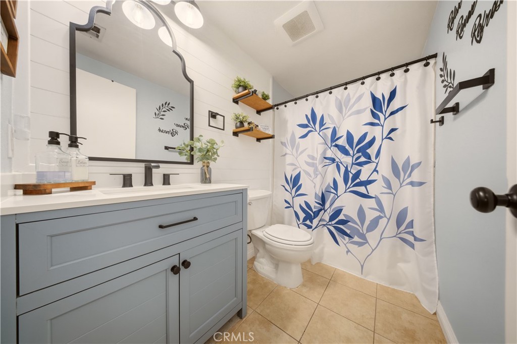 1011 Lightcap Property Photo 8