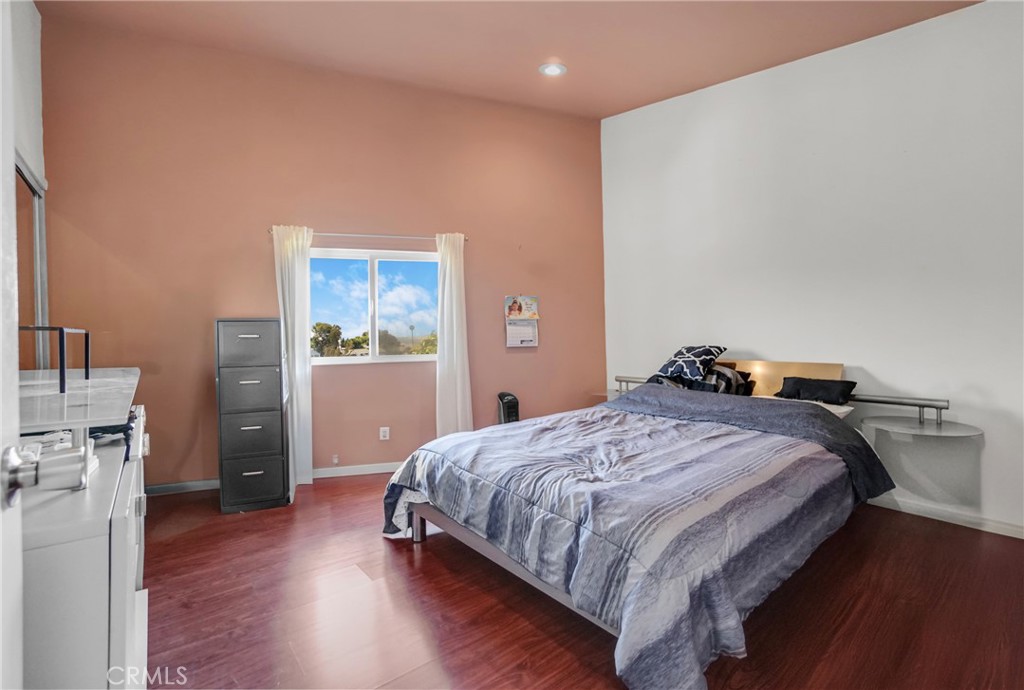 3837 Sherview Property Photo 7