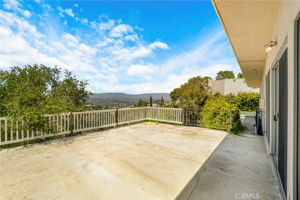 3837 Sherview Property Photo 15