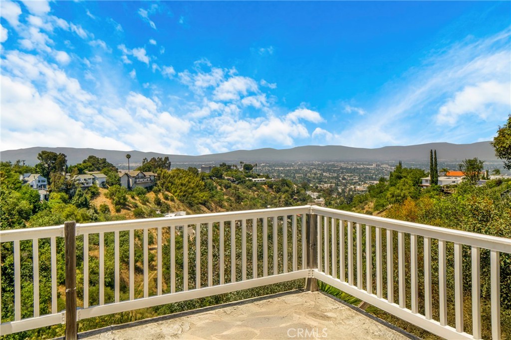 3837 Sherview Property Photo 16