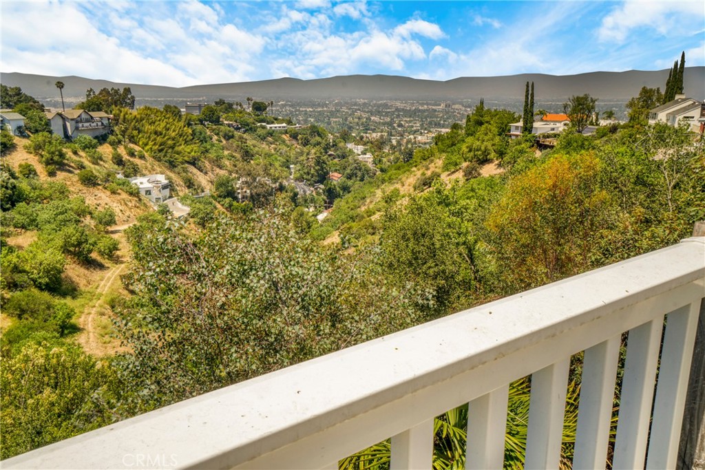 3837 Sherview Property Photo 17