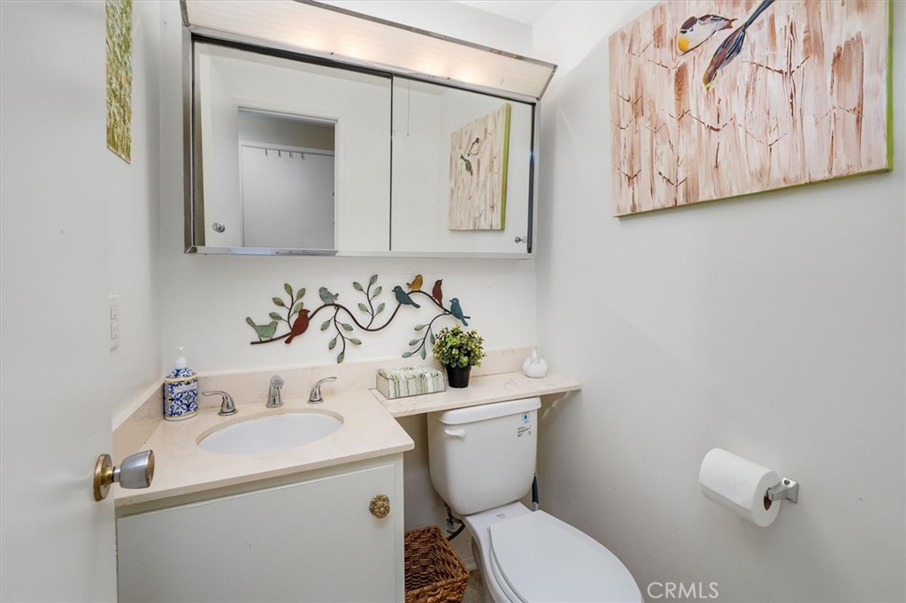 26742 Whispering Leaves, Unit B Property Photo 15