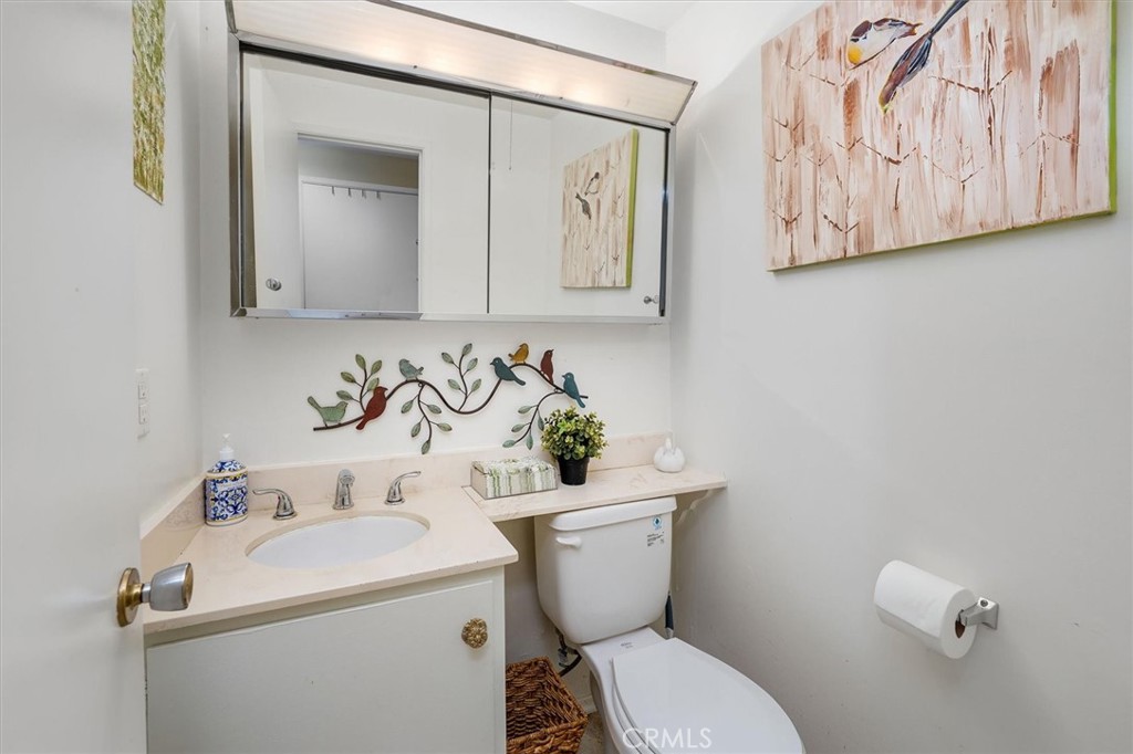 26742 Whispering Leaves, Unit B Property Photo 15