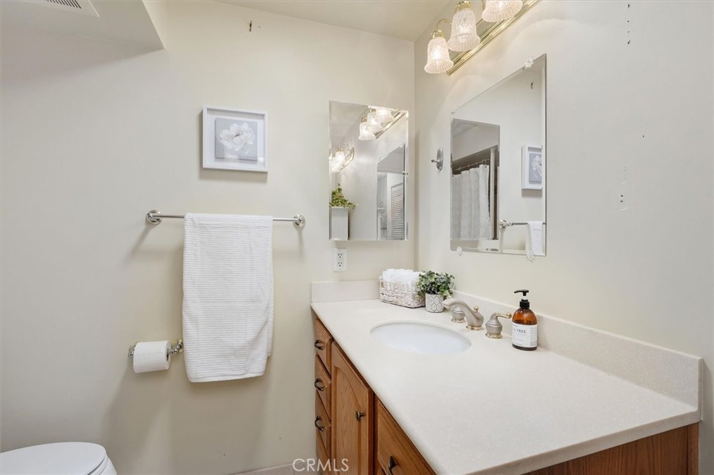 26742 Whispering Leaves, Unit B Property Photo 17