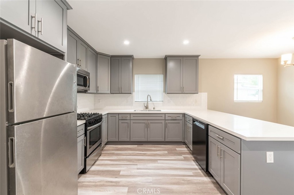 6633 Costello Avenue Property Photo 13
