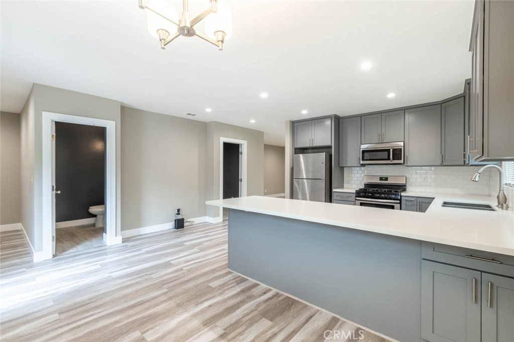 6633 Costello Avenue Property Photo 15