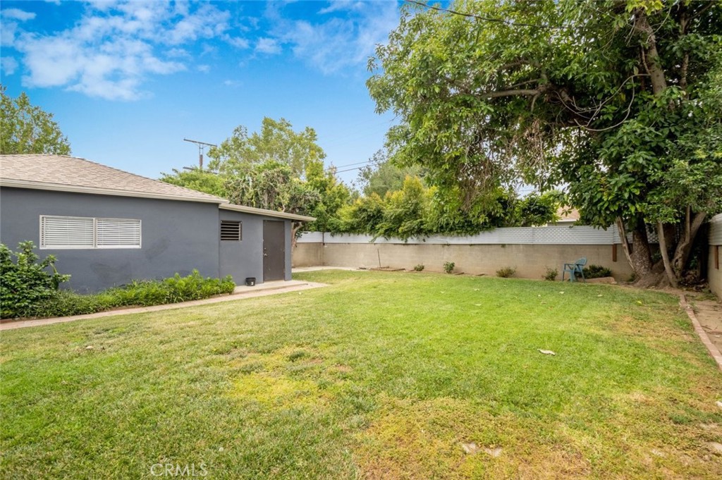 6633 Costello Avenue Property Photo 25