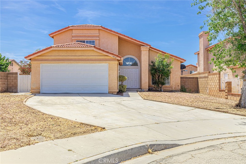 43901 Fallon Property Photo 1