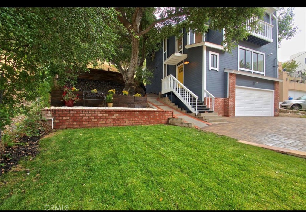 4250 Canoga Property Photo 14