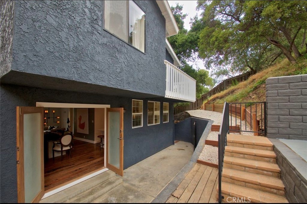 4250 Canoga Property Photo 15