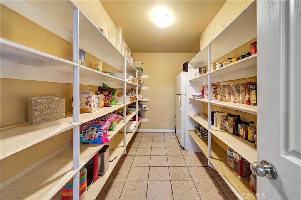 23556 Lull Property Photo 24