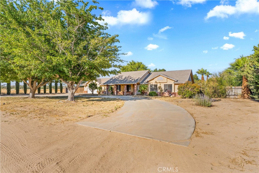 47840 91st W Property Photo 4