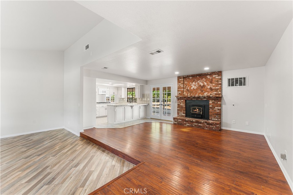 47840 91st W Property Photo 8
