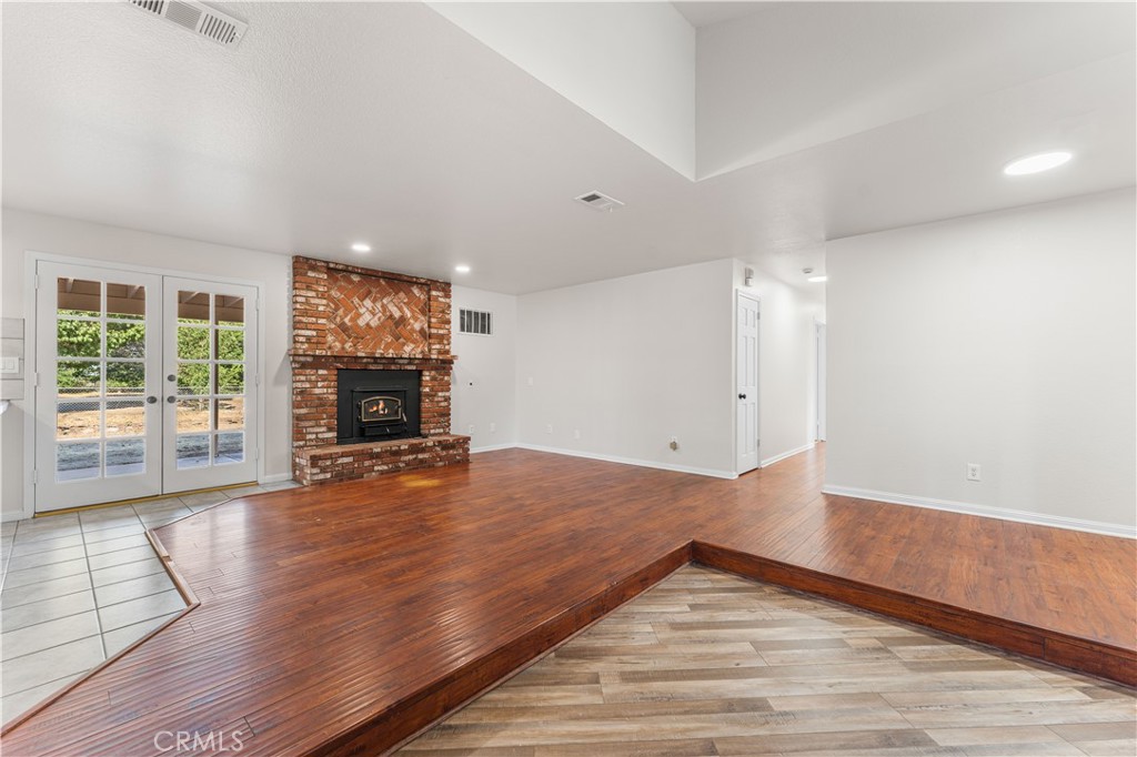 47840 91st W Property Photo 11