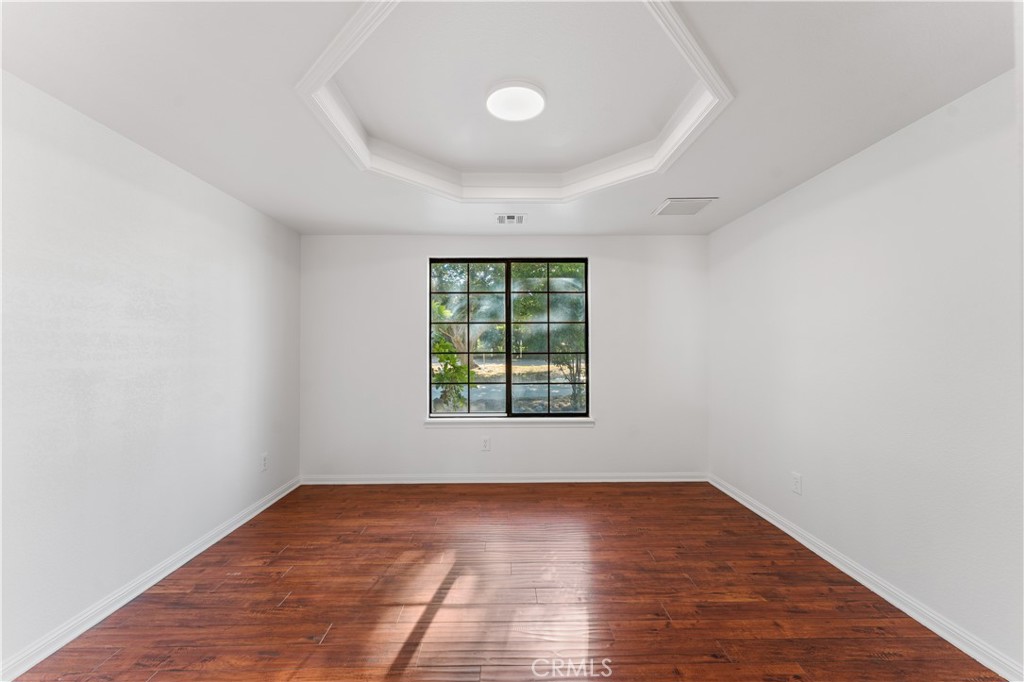 47840 91st W Property Photo 22
