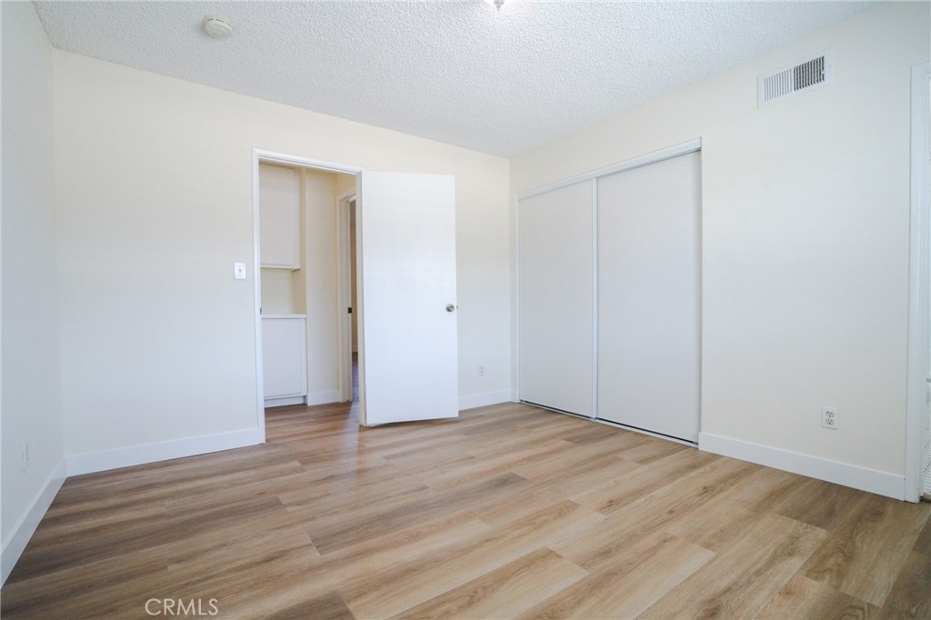 19231 Sherman Way 25 Property Photo 22