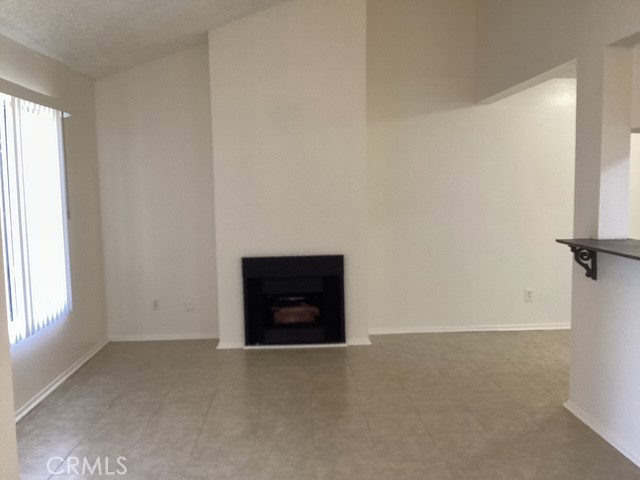 43942 18th Street E 3 Property Photo 2