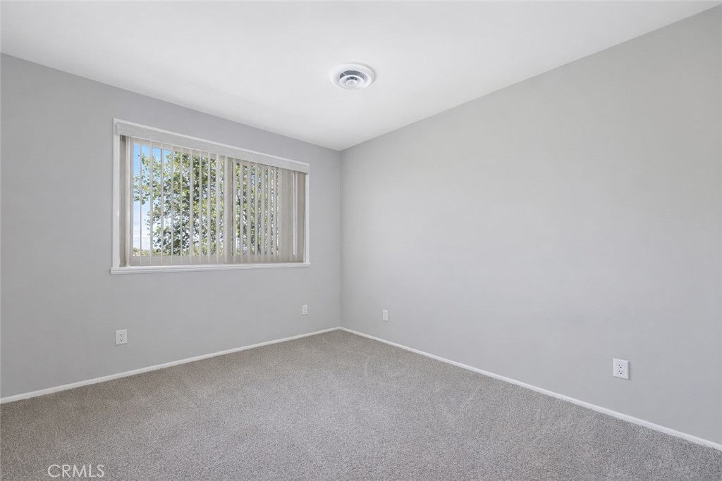 25030 Atwood Boulevard Property Photo 15