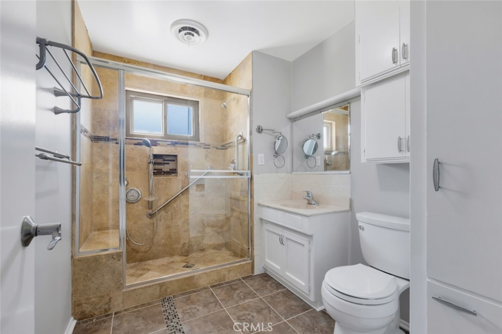 25030 Atwood Boulevard Property Photo 24