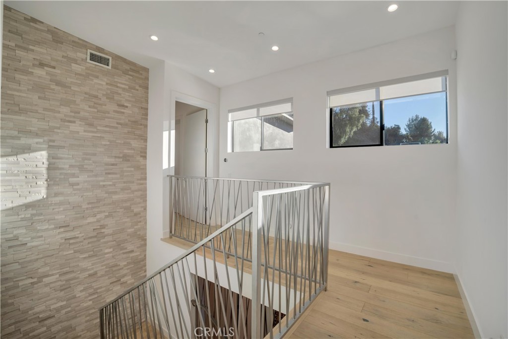 4326 Coronet Drive Property Photo 33