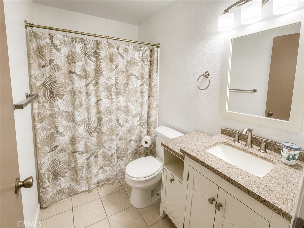 1849 E Avenue J4 Property Photo 8