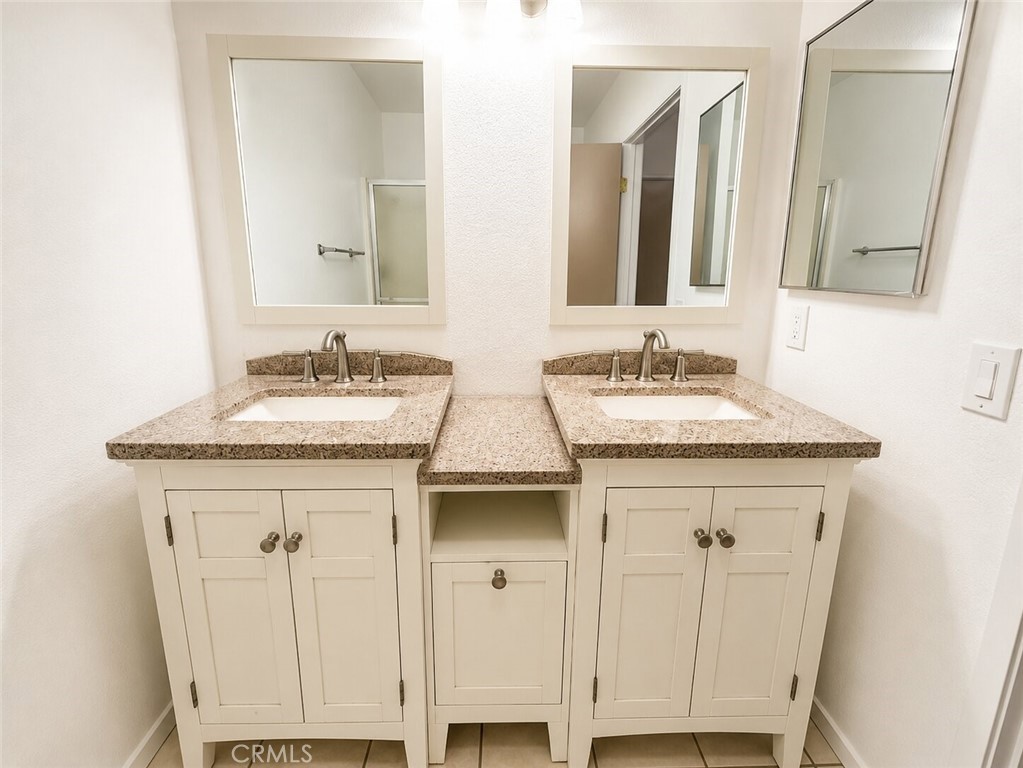1849 E Avenue J4 Property Photo 9