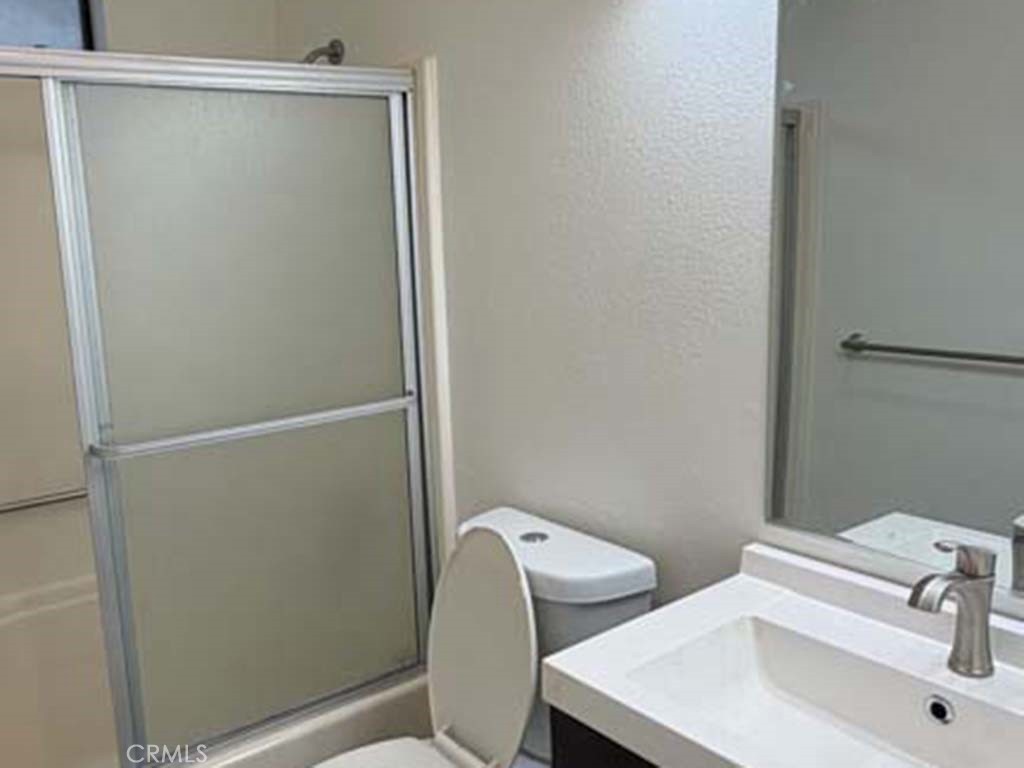 5227 Eagle Dale 2 Property Photo 14