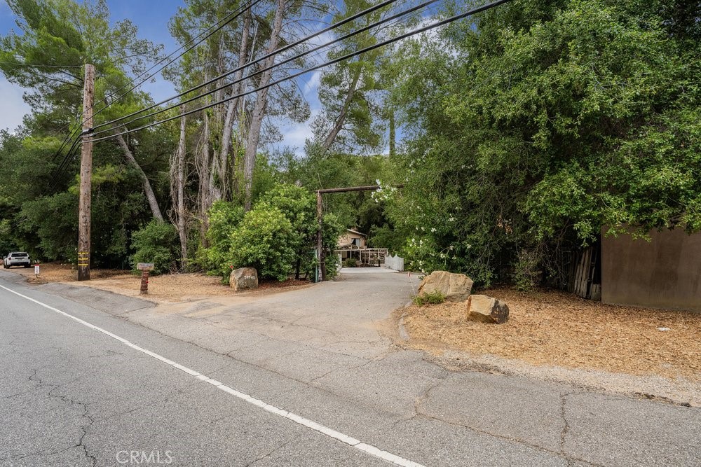 24745 Mulholland Property Photo 4