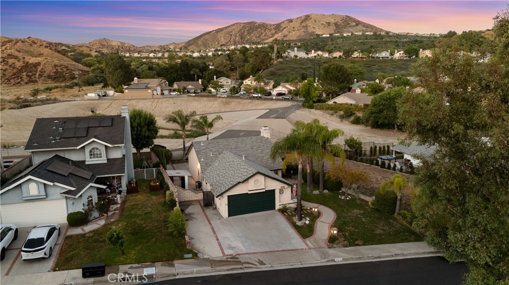 28924 Raintree Lane Property Photo 4