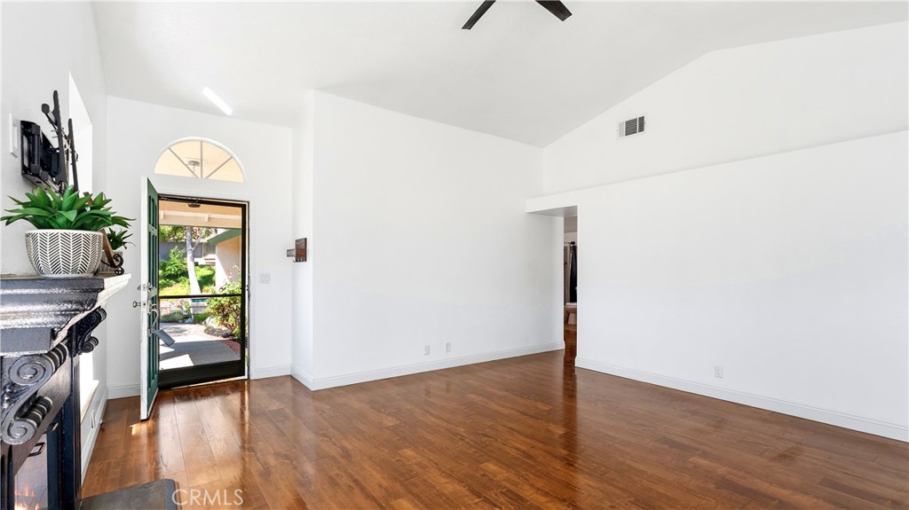 28924 Raintree Lane Property Photo 13