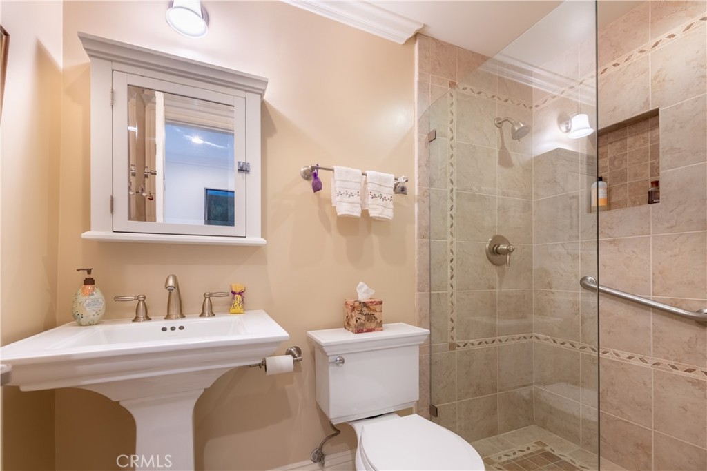 4774 Park Encino 206 Property Photo 17