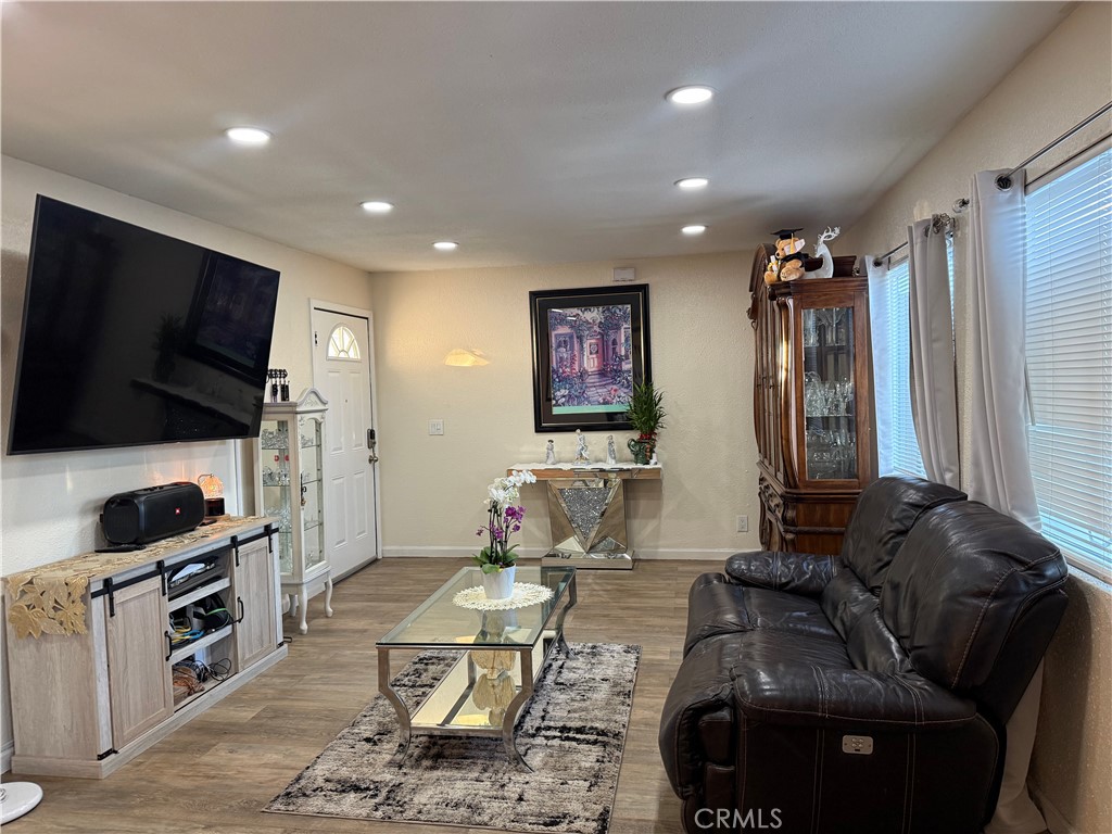 38714 Frontier Property Photo 4