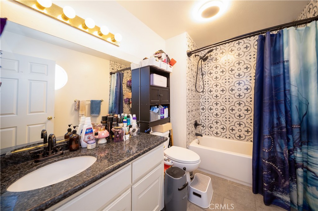 8744 Burnet 7 Property Photo 13