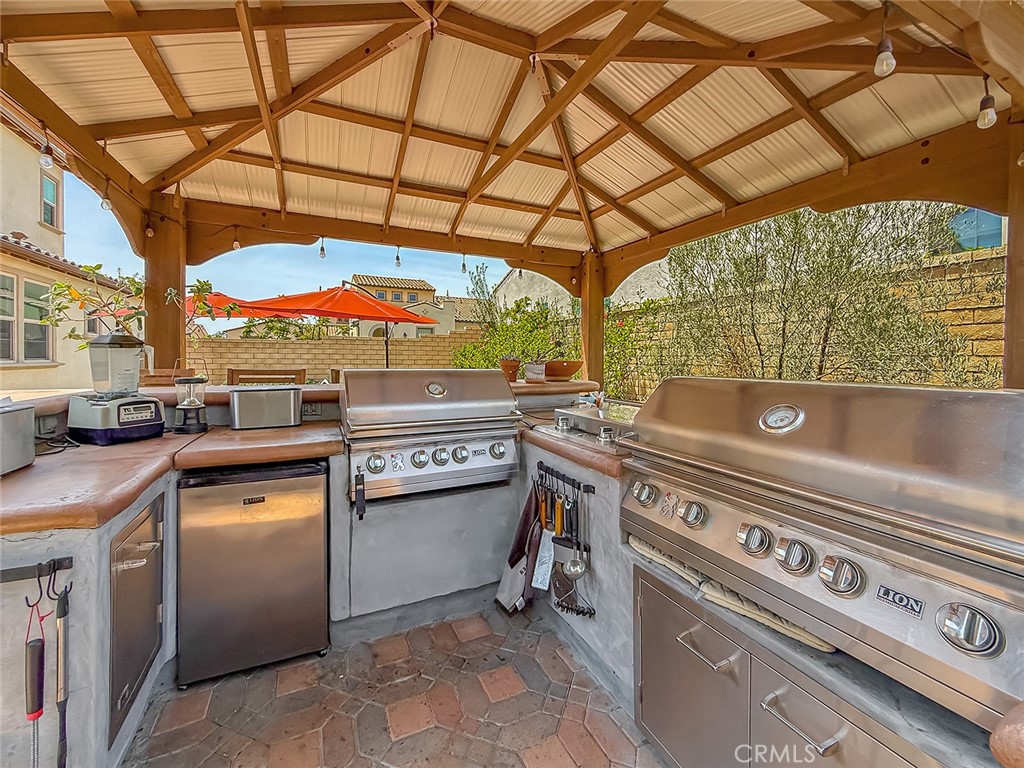 2402 Conroy Avenue Property Photo 61