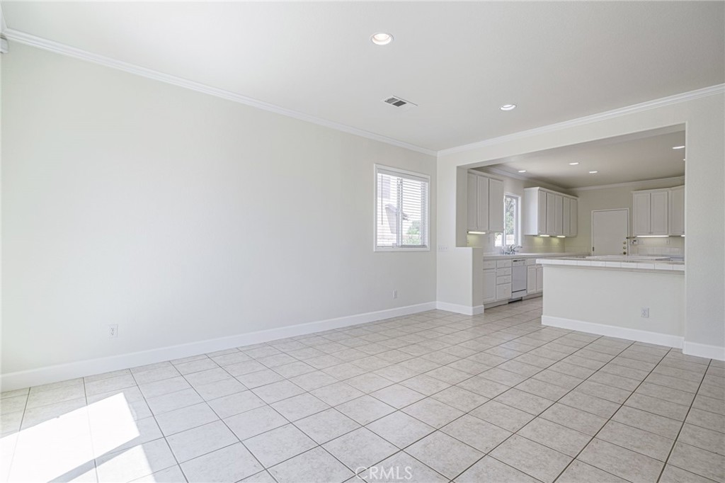 42327 42nd Street W Property Photo 14