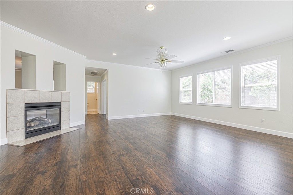 42327 42nd Street W Property Photo 17