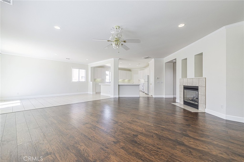 42327 42nd Street W Property Photo 18