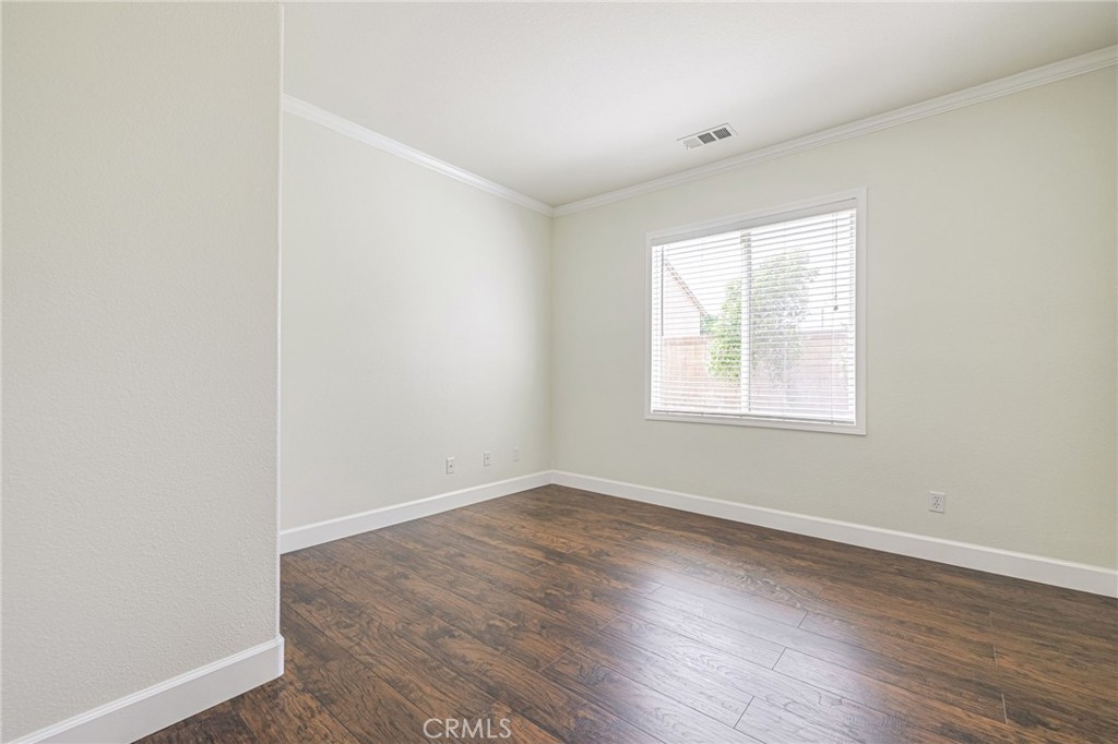 42327 42nd Street W Property Photo 21