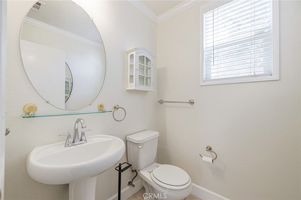 42327 42nd Street W Property Photo 24