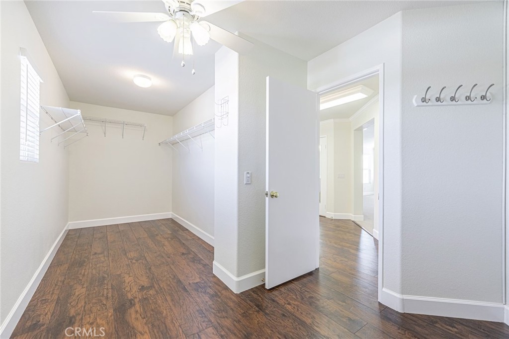42327 42nd Street W Property Photo 34