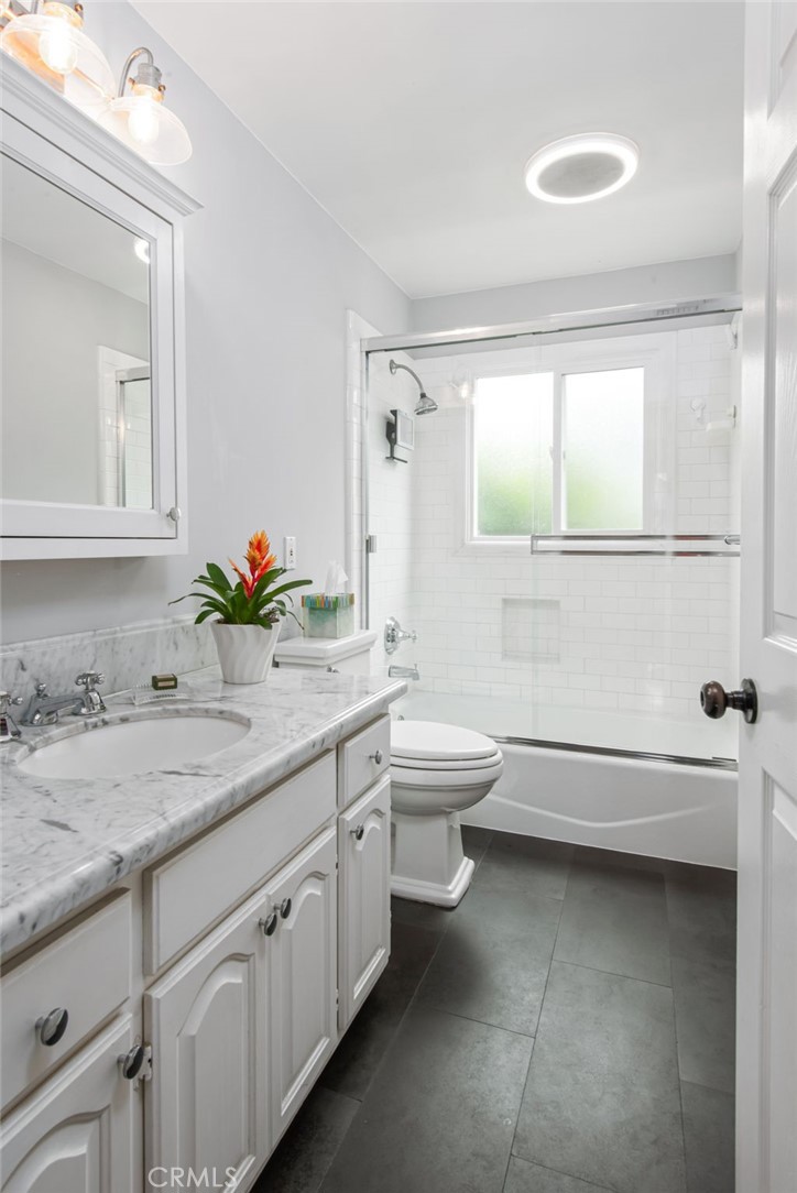 4323 Laurelgrove Avenue Property Photo 30