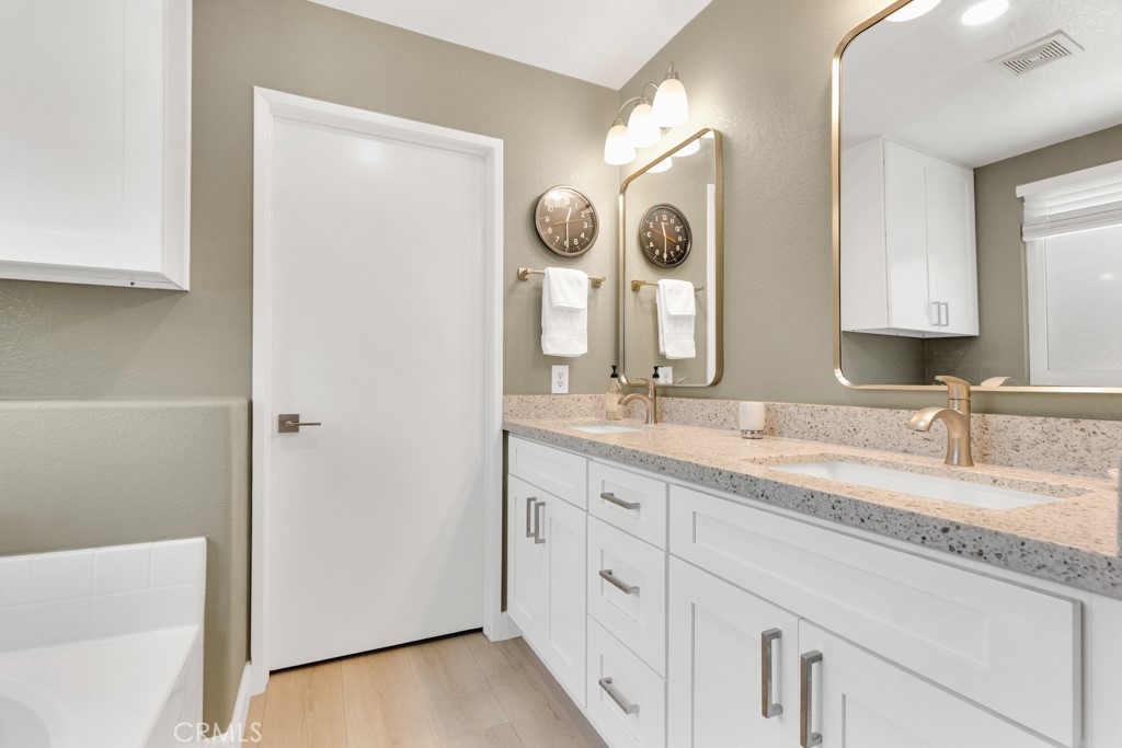 13254 La Tierra Way Property Photo 28