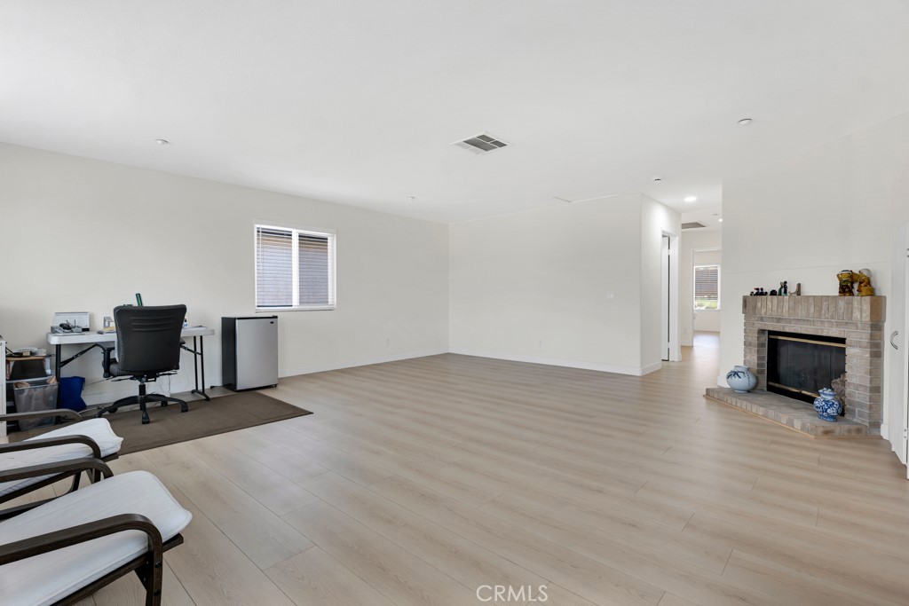 13254 La Tierra Way Property Photo 38