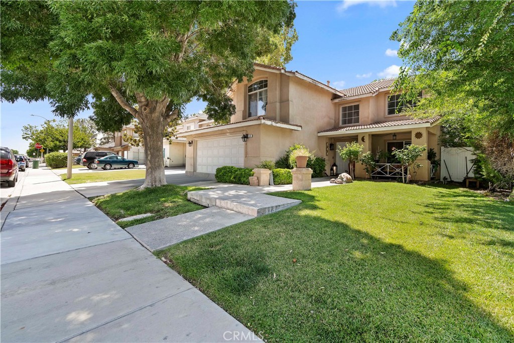 1516 W Avenue H4 Property Photo 4