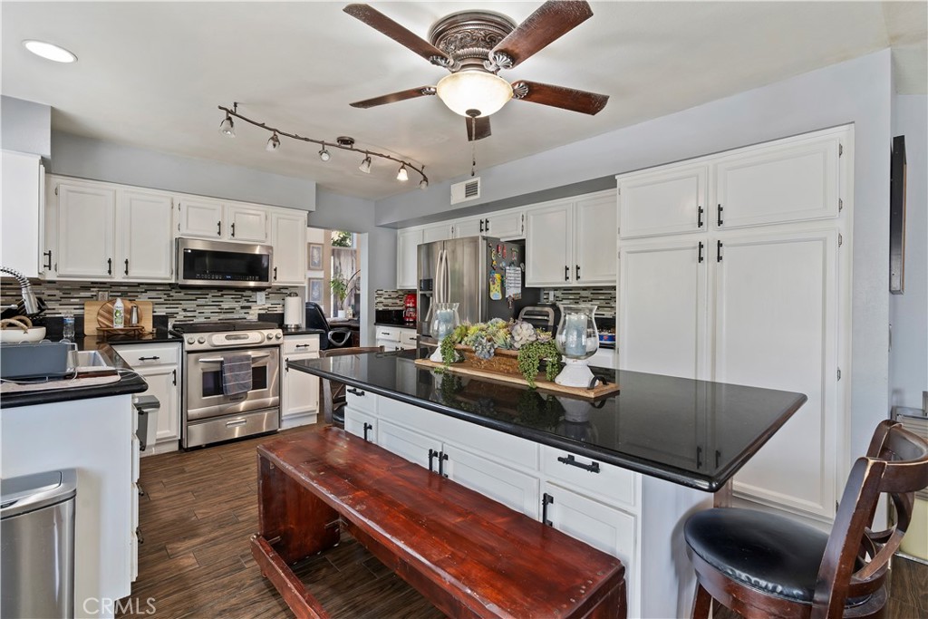 1516 W Avenue H4 Property Photo 19