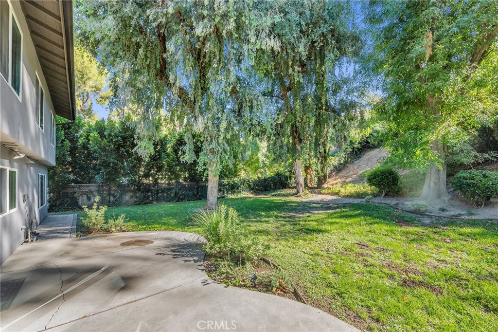 4642 Poe Avenue Property Photo 39
